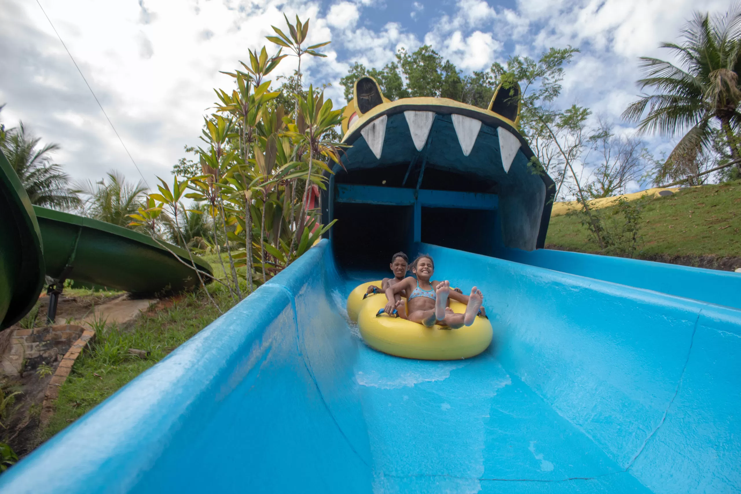 Atrações do Parque Aquático de Diversão do Acquamania em Guarapari - ES